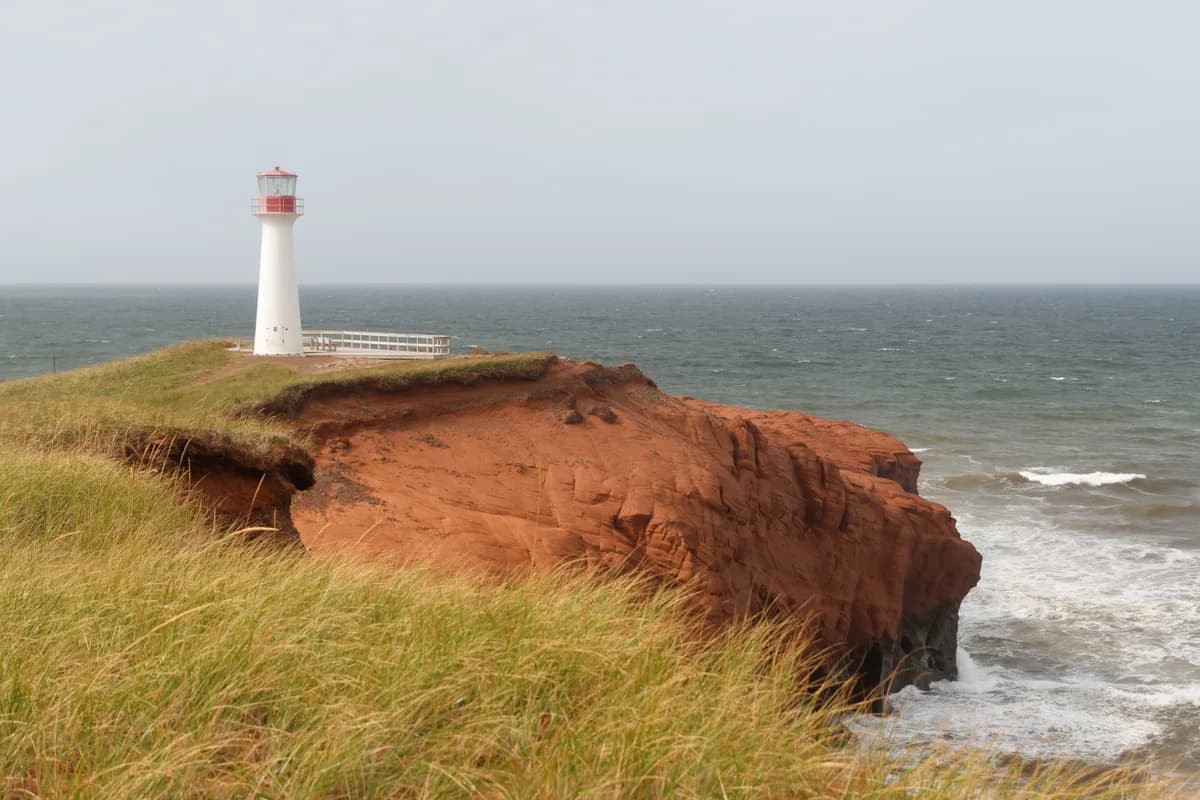 Borgot Lighthouse (L'Étang-du-Nord Lighthouse)